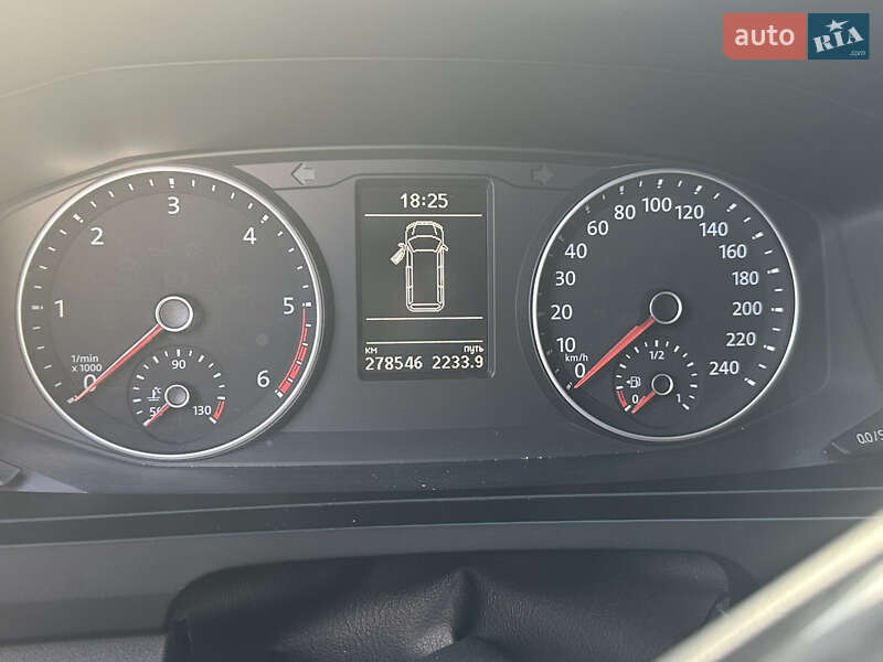 Грузовой фургон Volkswagen Transporter 2016 в Ирпене фото 14 Грузовой фургон Volkswagen Transporter 2016 в Ирпене