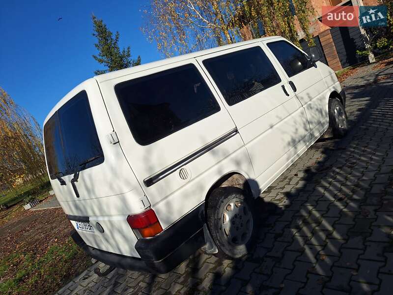 Мінівен Volkswagen Transporter 1995 в Чернівцях