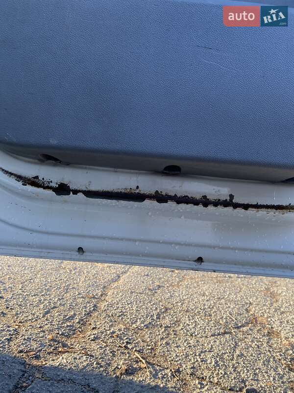 Минивэн Volkswagen Transporter 2004 в Владимире