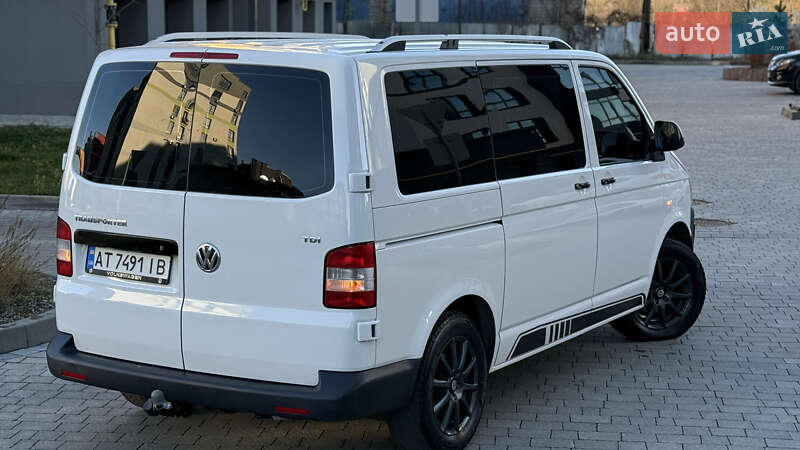Минивэн Volkswagen Transporter 2009 в Ивано-Франковске