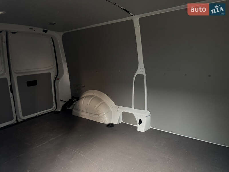 Грузовой фургон Volkswagen Transporter 2016 в Ровно фото 47 Грузовой фургон Volkswagen Transporter 2016 в Ровно