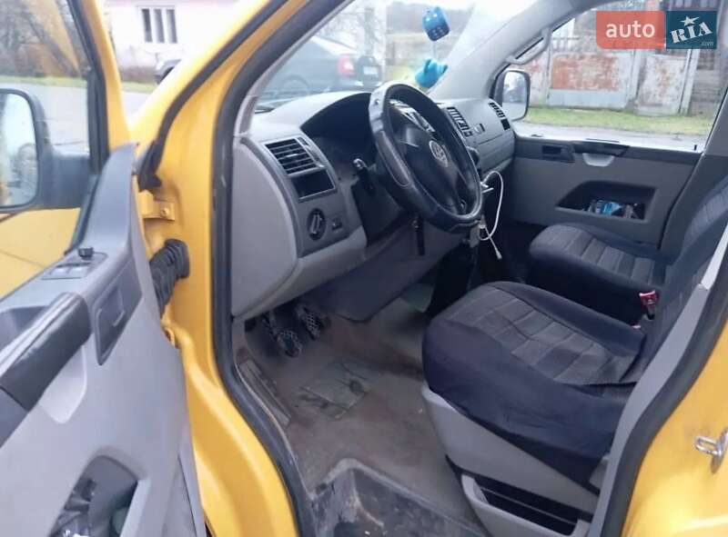 Мінівен Volkswagen Transporter 2006 в Хусті фото 4 Мінівен Volkswagen Transporter 2006 в Хусті