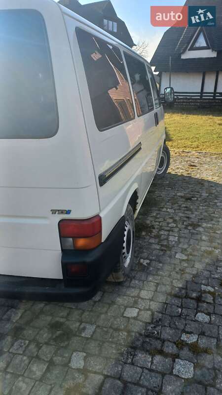 Мінівен Volkswagen Transporter 2003 в Яблуниці фото 10 Мінівен Volkswagen Transporter 2003 в Яблуниці
