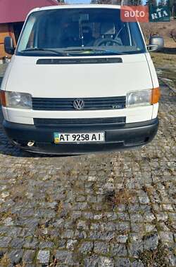 Мінівен Volkswagen Transporter 2003 в Яблуниці