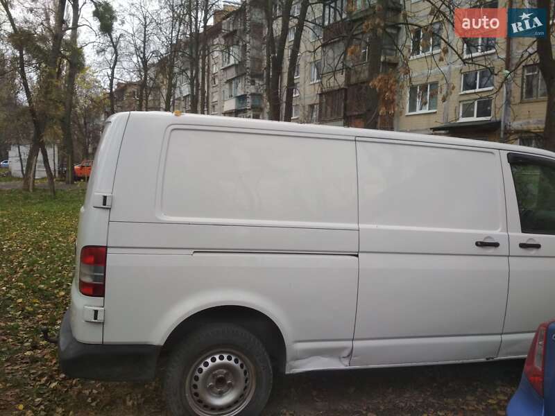Грузовой фургон Volkswagen Transporter 2011 в Киеве фото 14 Грузовой фургон Volkswagen Transporter 2011 в Киеве