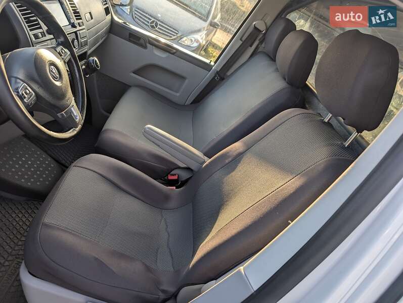 Вантажний фургон Volkswagen Transporter 2010 в Рівному фото 26 Вантажний фургон Volkswagen Transporter 2010 в Рівному