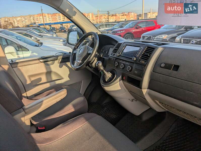 Вантажний фургон Volkswagen Transporter 2010 в Рівному фото 32 Вантажний фургон Volkswagen Transporter 2010 в Рівному
