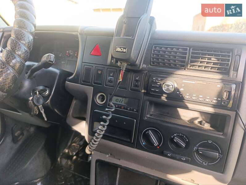 Мінівен Volkswagen Transporter 2003 в Зорі фото 13 Мінівен Volkswagen Transporter 2003 в Зорі