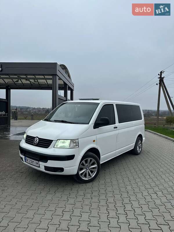 Микроавтобус Volkswagen Transporter 2003 в Шумске
