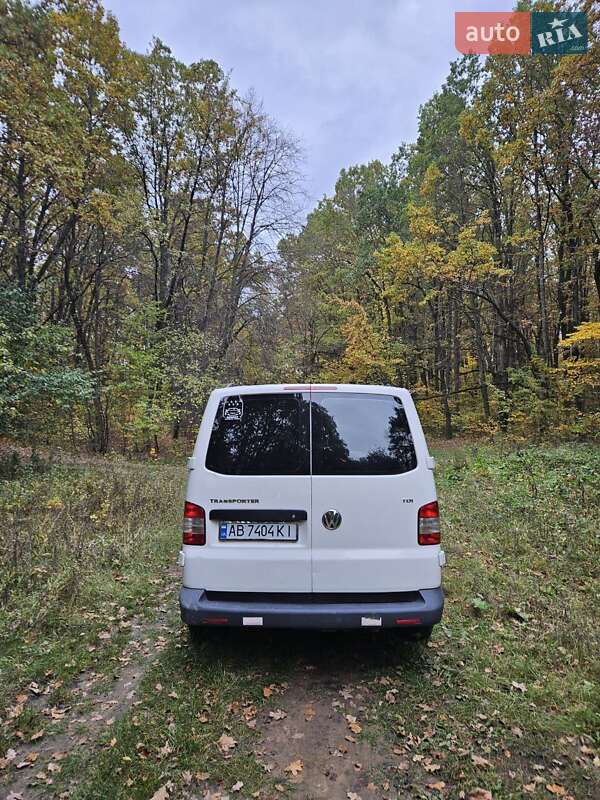 Мінівен Volkswagen Transporter 2010 в Ладижині