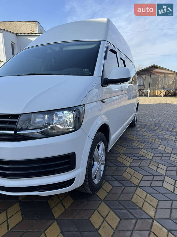 Грузопассажирский фургон Volkswagen Transporter 2018 в Гайсине