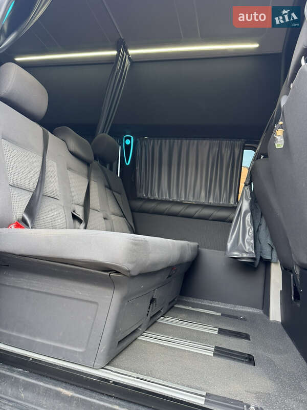 Грузопассажирский фургон Volkswagen Transporter 2018 в Гайсине