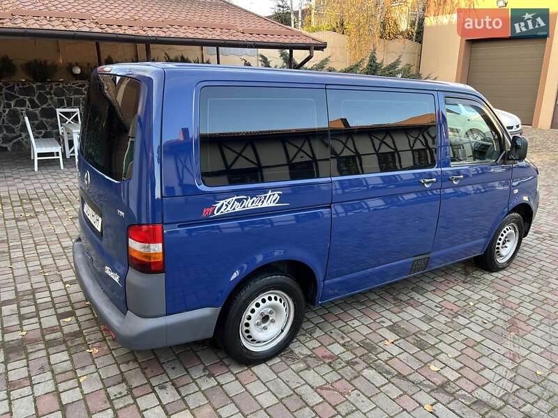 Мінівен Volkswagen Transporter 2008 в Рівному