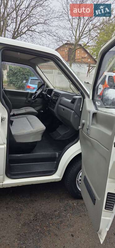 Минивэн Volkswagen Transporter 1999 в Дубно