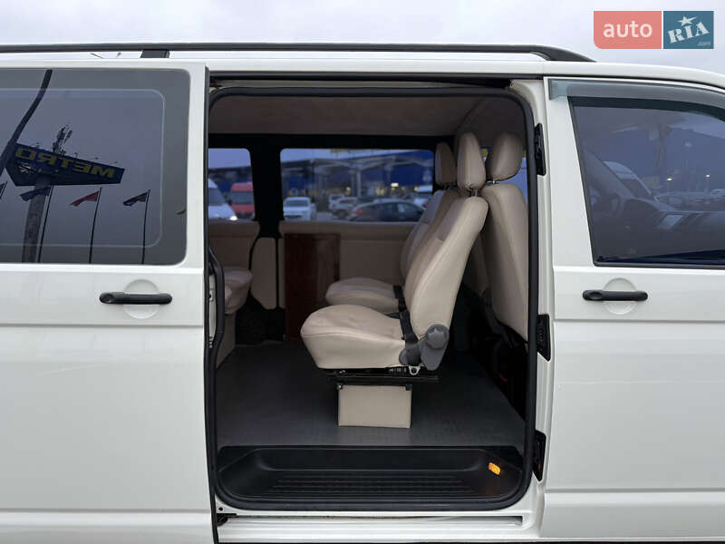 Минивэн Volkswagen Transporter 2008 в Виннице