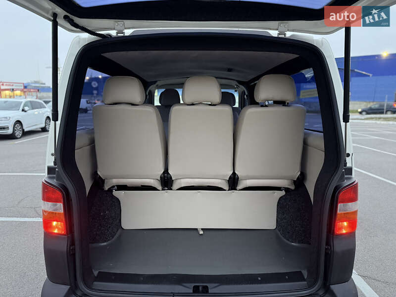 Минивэн Volkswagen Transporter 2008 в Виннице