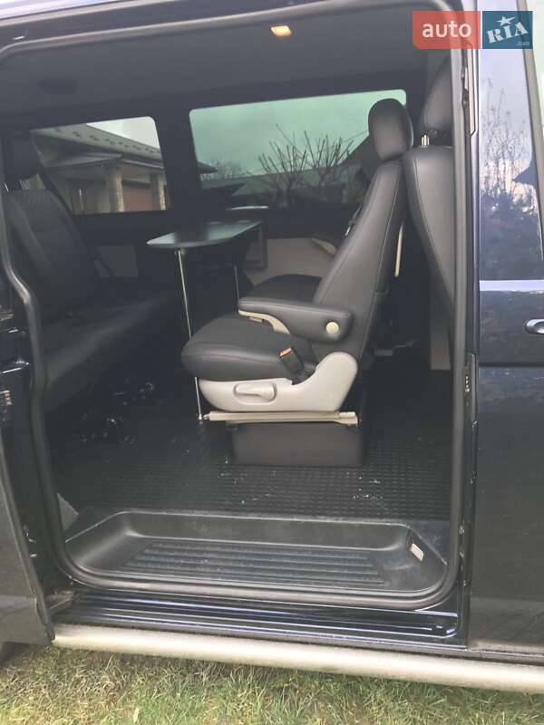 Мінівен Volkswagen Transporter 2012 в Радехові