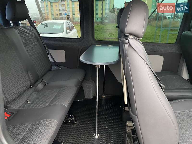 Мінівен Volkswagen Transporter 2012 в Радехові