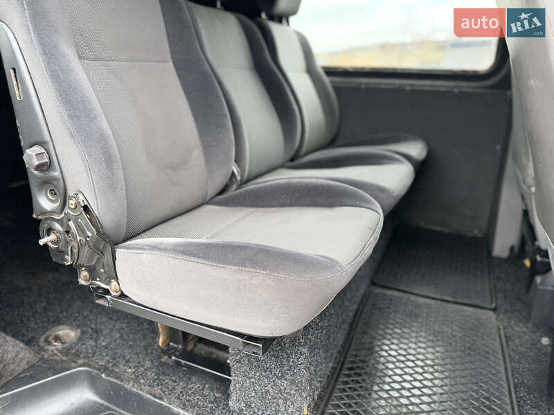Минивэн Volkswagen Transporter 2005 в Ровно фото 57 Минивэн Volkswagen Transporter 2005 в Ровно