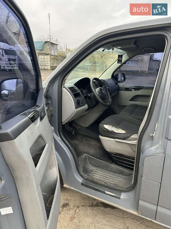 Грузовой фургон Volkswagen Transporter 2013 в Одессе
