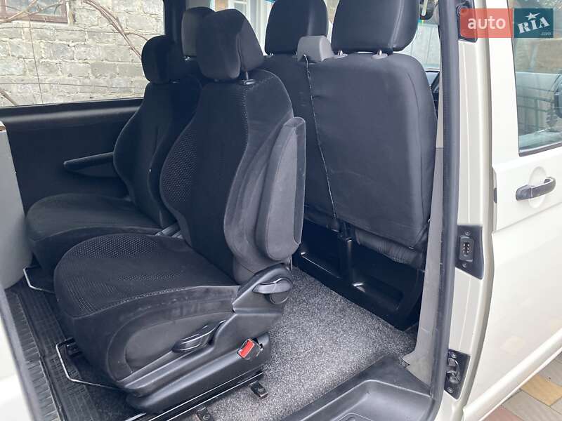 Минивэн Volkswagen Transporter 2006 в Львове