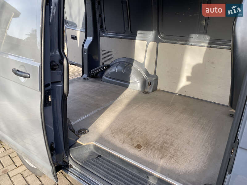 Грузовой фургон Volkswagen Transporter 2019 в Калуше