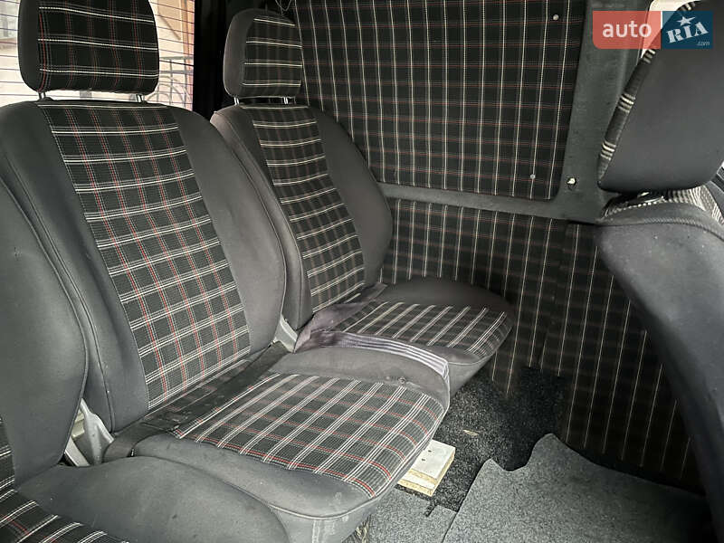 Мінівен Volkswagen Transporter 2001 в Івано-Франківську