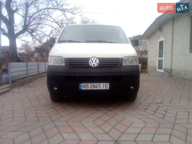 Вантажопасажирський фургон Volkswagen Transporter 2006 в Бару