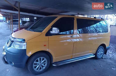 Вантажний фургон Volkswagen Transporter 2004 в Одесі