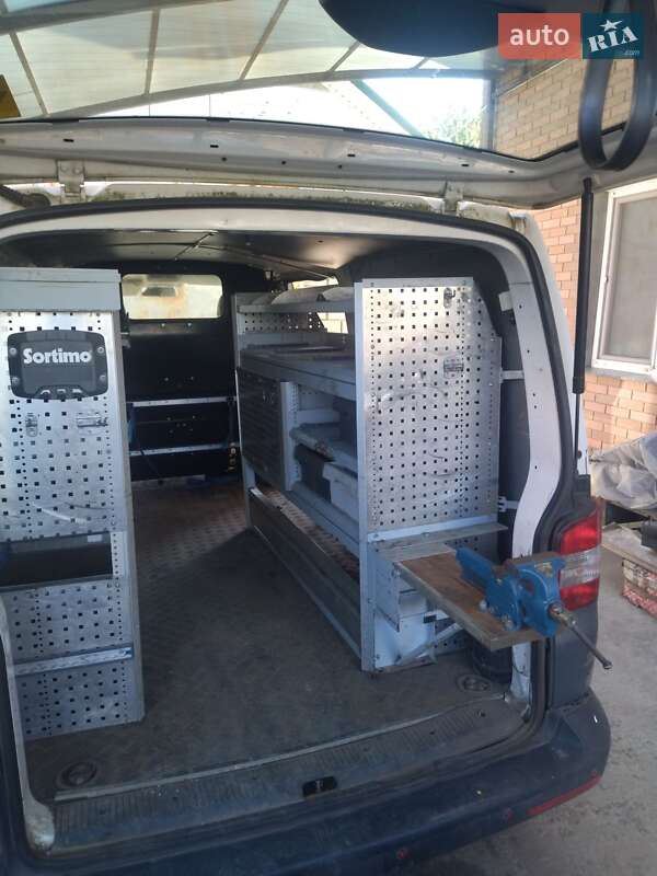 Микроавтобус Volkswagen Transporter 2011 в Днепре фото 9 Микроавтобус Volkswagen Transporter 2011 в Днепре