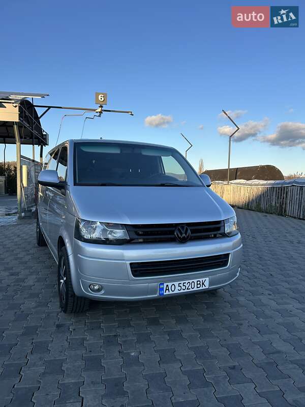 Микроавтобус грузовой (до 3,5т) Volkswagen Transporter 2012 в Иршаве