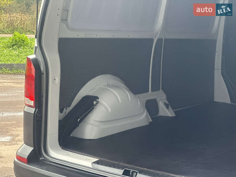 Грузовой фургон Volkswagen Transporter 2023 в Киеве