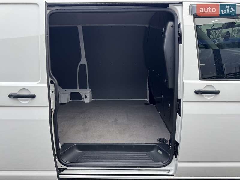 Грузовой фургон Volkswagen Transporter 2020 в Ровно