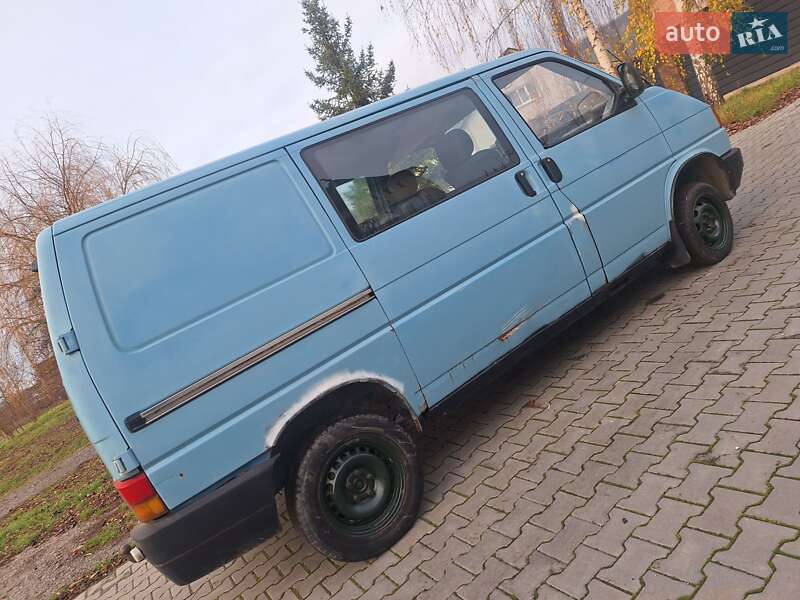 Минивэн Volkswagen Transporter 1993 в Черновцах