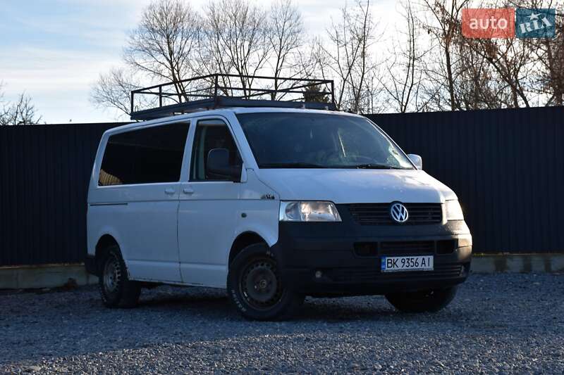 Мінівен Volkswagen Transporter 2006 в Дрогобичі