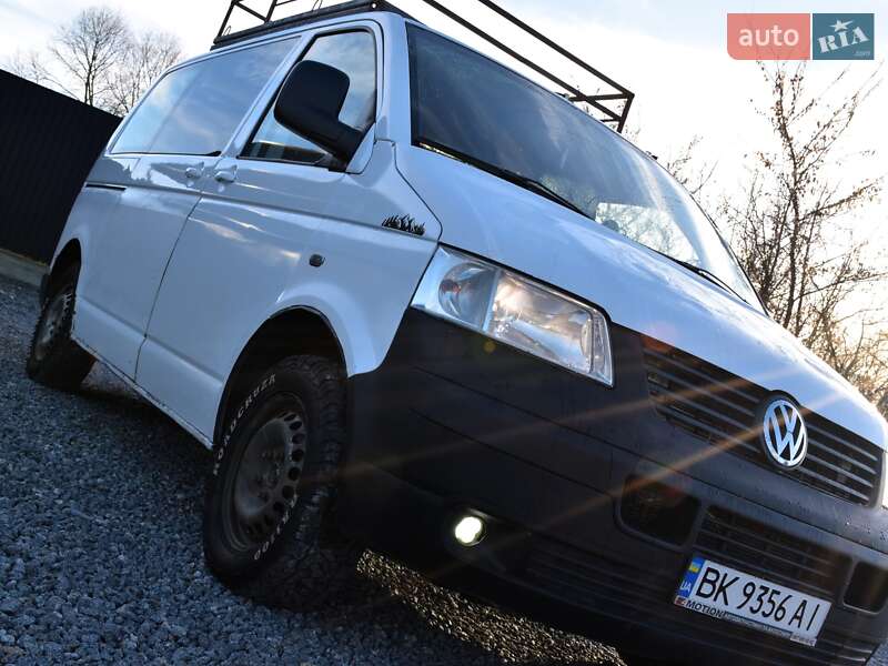 Мінівен Volkswagen Transporter 2006 в Дрогобичі