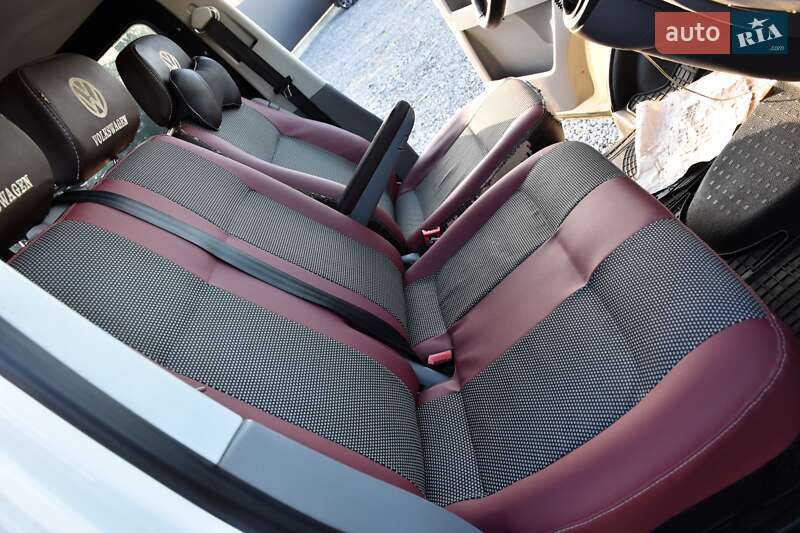 Мінівен Volkswagen Transporter 2006 в Дрогобичі