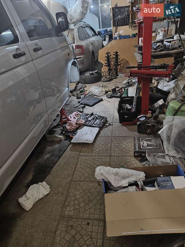 Минивэн Volkswagen Transporter 2005 в Павлограде