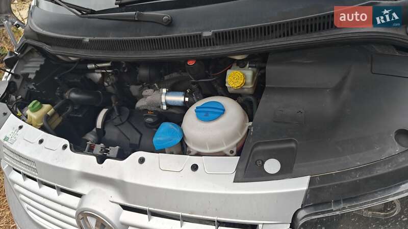 Минивэн Volkswagen Transporter 2005 в Павлограде