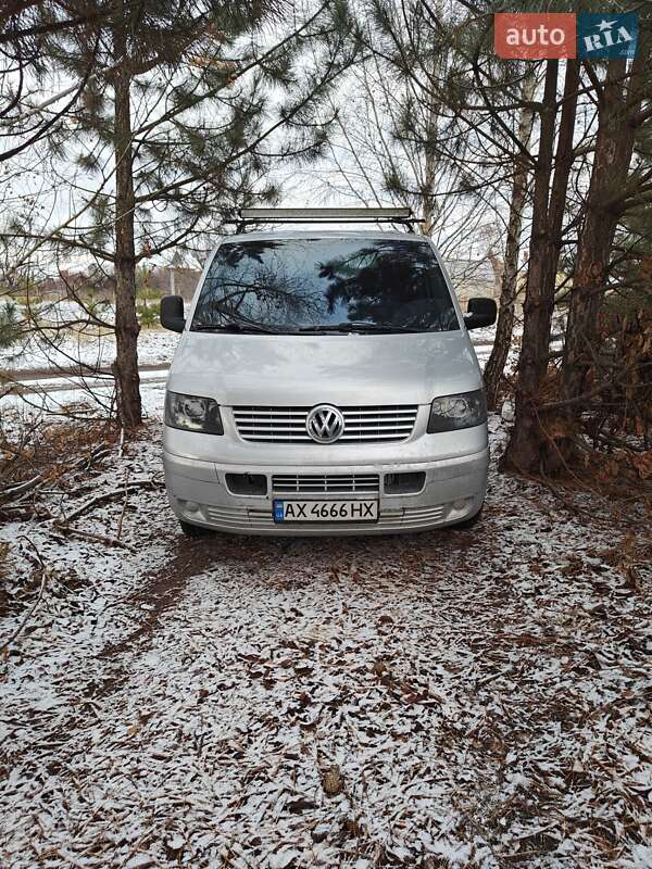 Минивэн Volkswagen Transporter 2005 в Павлограде