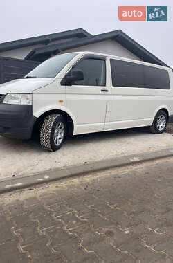 Минивэн Volkswagen Transporter 2006 в Ровно