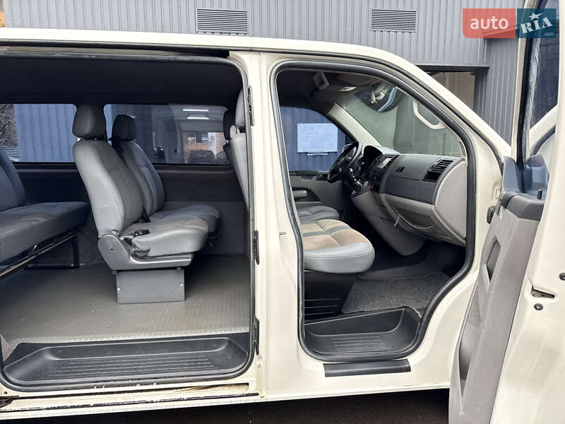 Минивэн Volkswagen Transporter 2004 в Полтаве