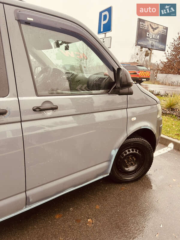 Минивэн Volkswagen Transporter 2010 в Клавдиевом-Тарасове