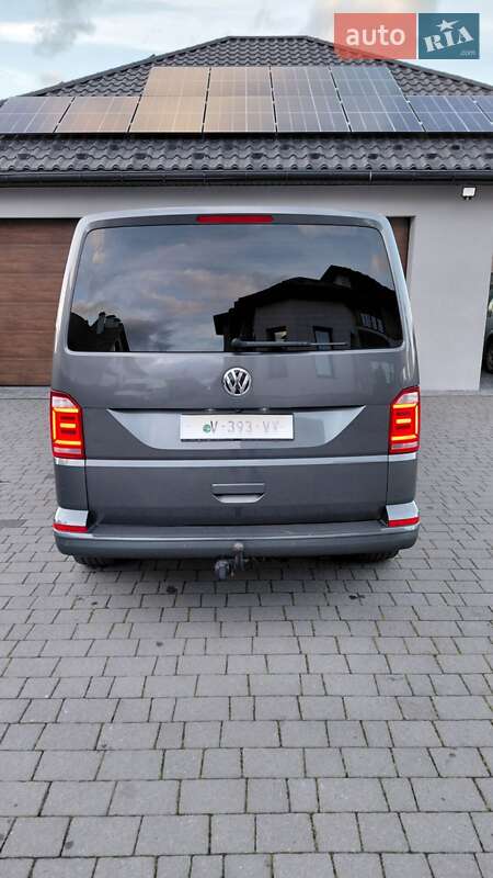 Минивэн Volkswagen Transporter 2019 в Долине