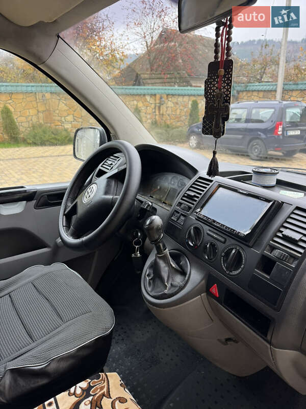 Мінівен Volkswagen Transporter 2005 в Могилів-Подільському