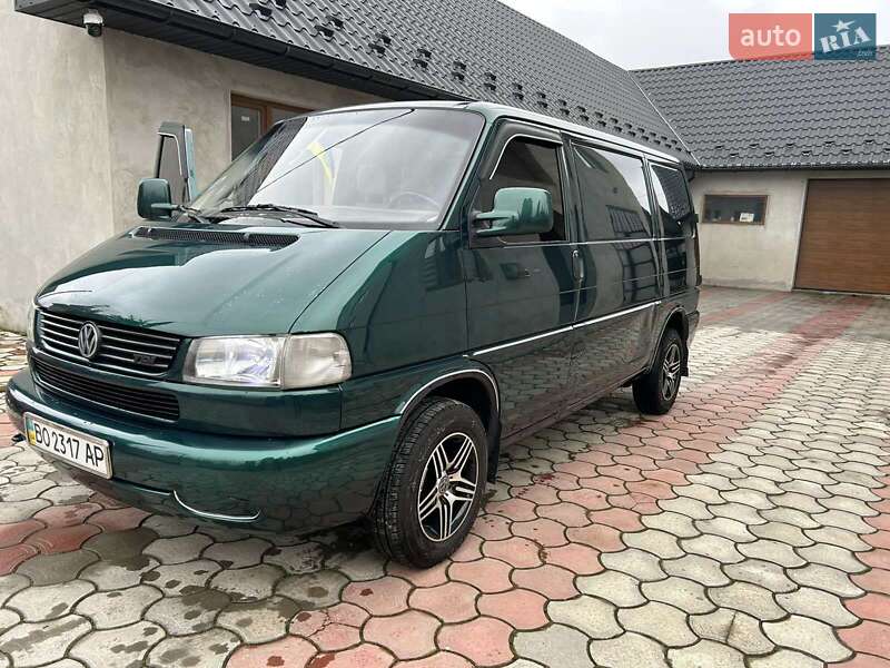 Грузовой фургон Volkswagen Transporter 2002 в Надворной