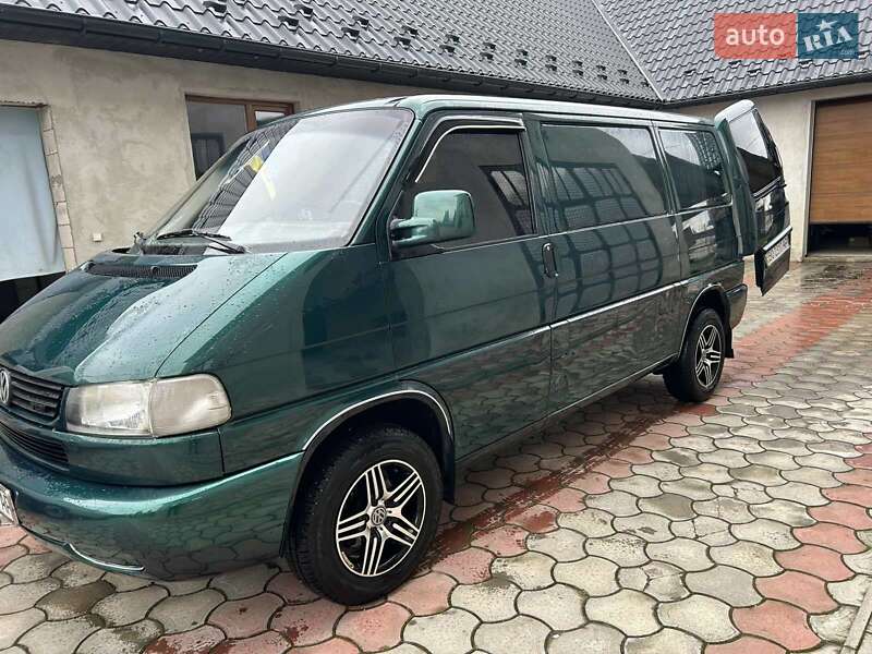 Грузовой фургон Volkswagen Transporter 2002 в Надворной