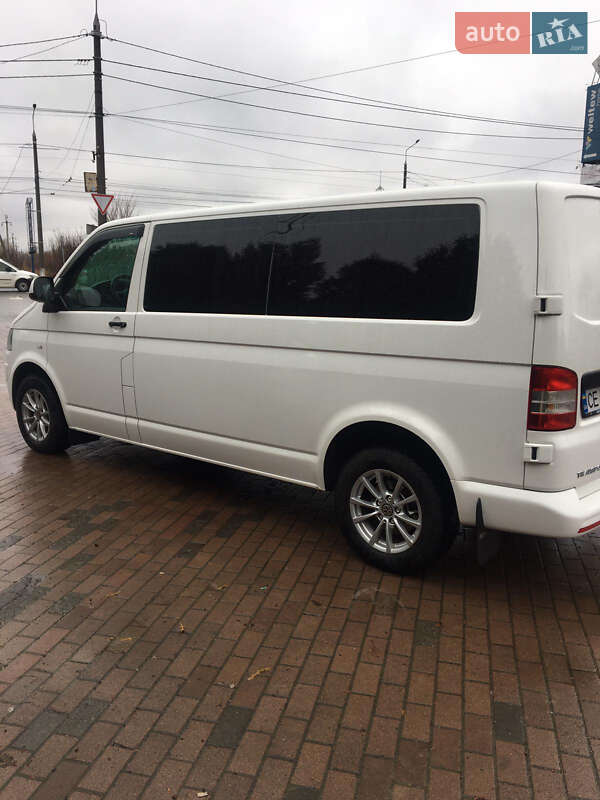 Минивэн Volkswagen Transporter 2015 в Черновцах