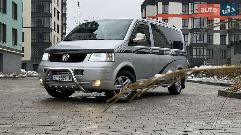 Минивэн Volkswagen Transporter 2005 в Ивано-Франковске