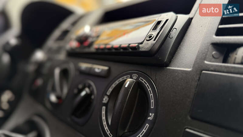 Минивэн Volkswagen Transporter 2005 в Ивано-Франковске